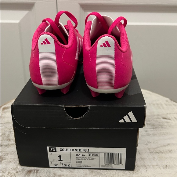 Adidas Hot Pink Cleats Soccer Shoes kids size 1 with White Accents New in Box. - Picture 6 of 6